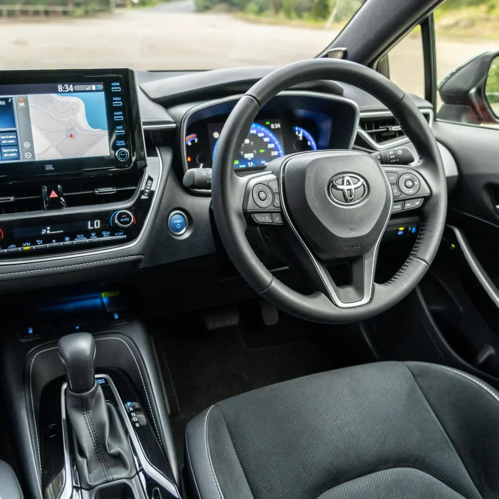 222020-Toyota-Corolla-v-Hyundai-i30633